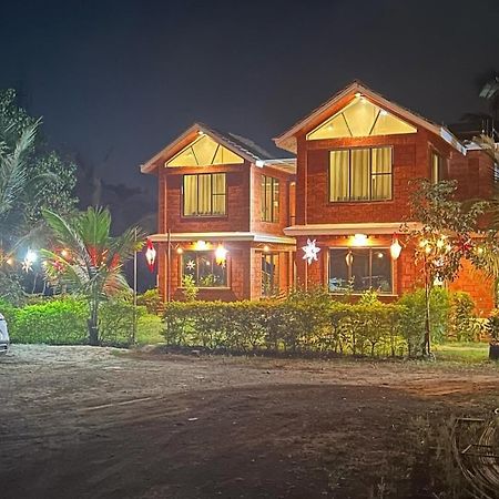 Redstone Farmhouse Kashid Exterior foto